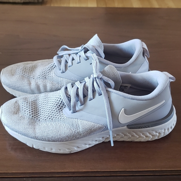 Nike Shoes - Nike sneakers womans